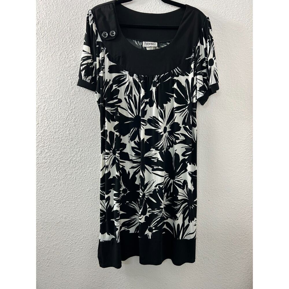 Periwinkle Black Floral Whimsy Dress Short Sleeve Size 18W